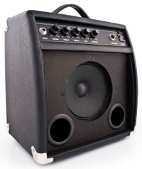 Combo amp with single speaker